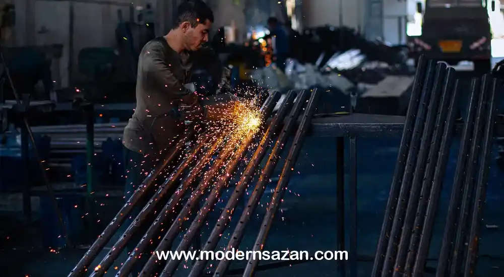 تولید و مونتاژ جک 4 متری در شرکت مدرن سازان