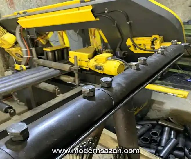 مونتاژ بست مغزی یا اتصال دهنده لوله داربست