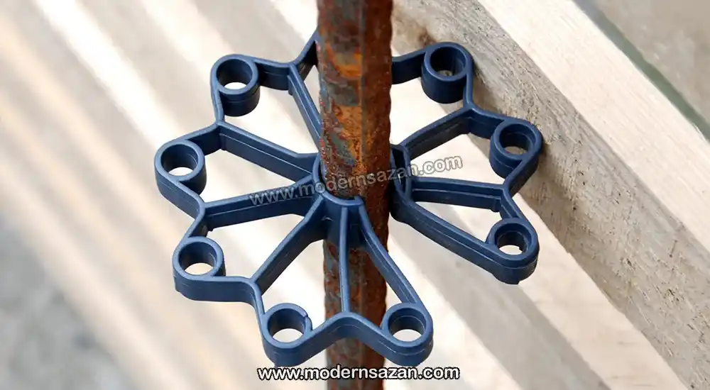 میزا فاصله ایجاد شده بین اسپیسر و قالب