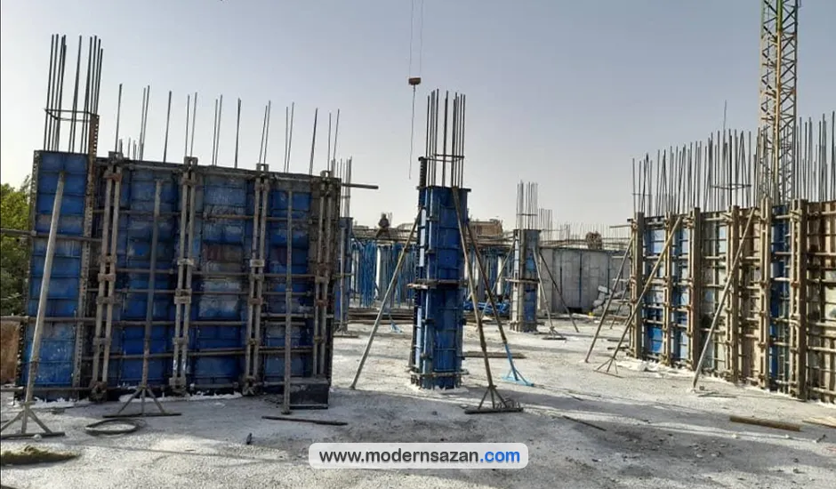 قالب بندی دیوار برشی در طبقات بالا